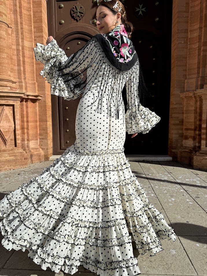 Traje de flamenca Jara lunares (más colores)