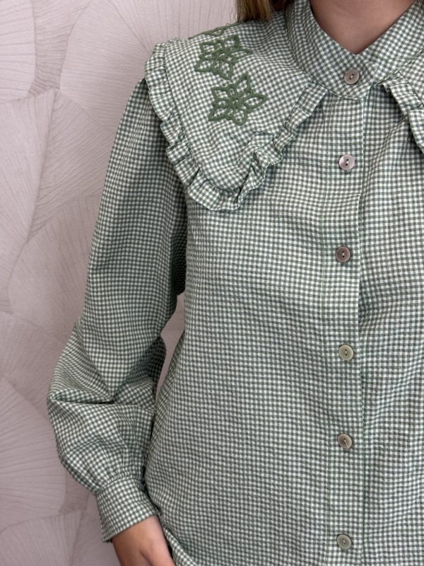 Camisa vichy verde cuello bordado - Imagen 3