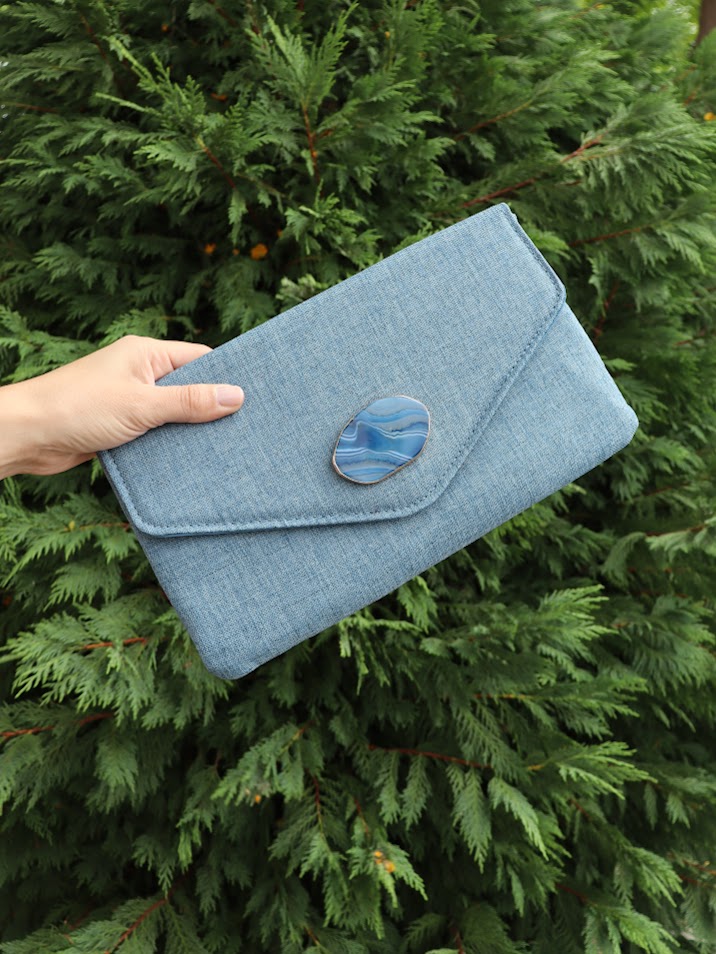 Cartera lino piedra azul