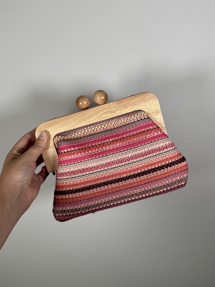 Cartera rafia rosa