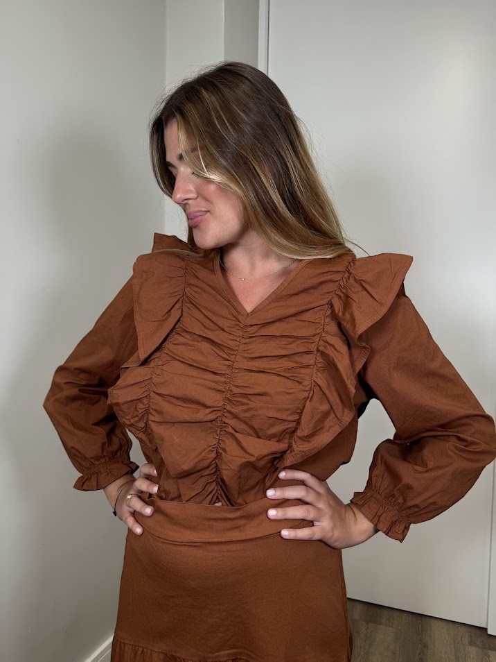 Blusa fruncida camel