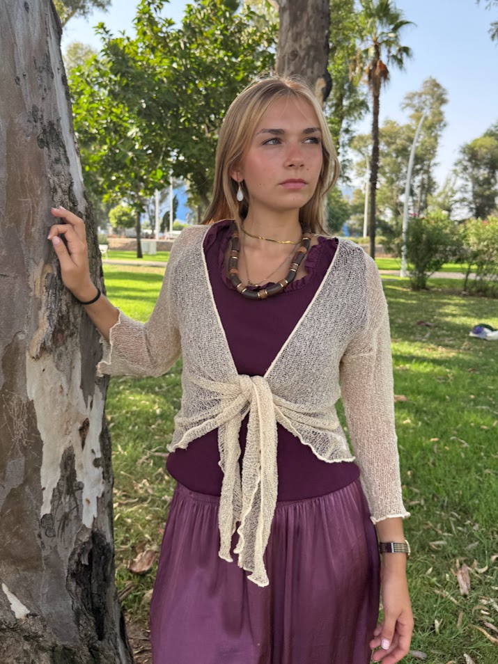 Rebeca mágica beige