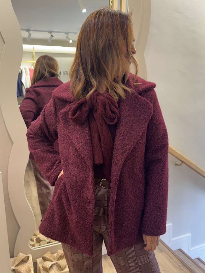 Abrigo borrego corto burdeos