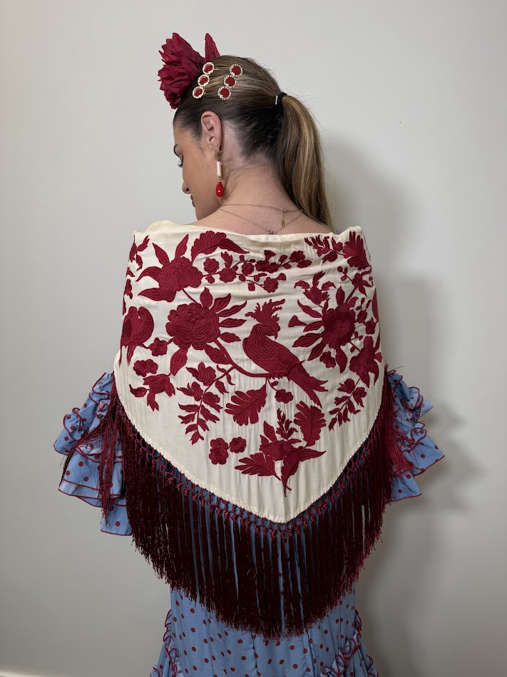 Mantón bordado Jilguero beige bordado burdeos