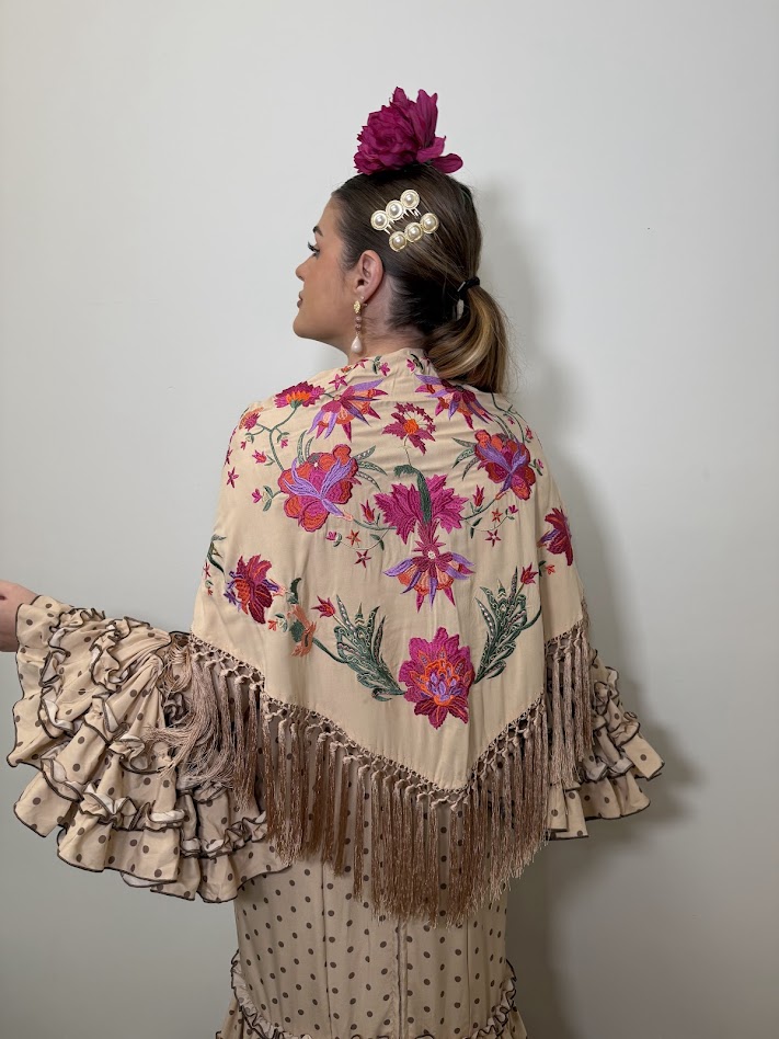 Mantón bordado Moguer beige