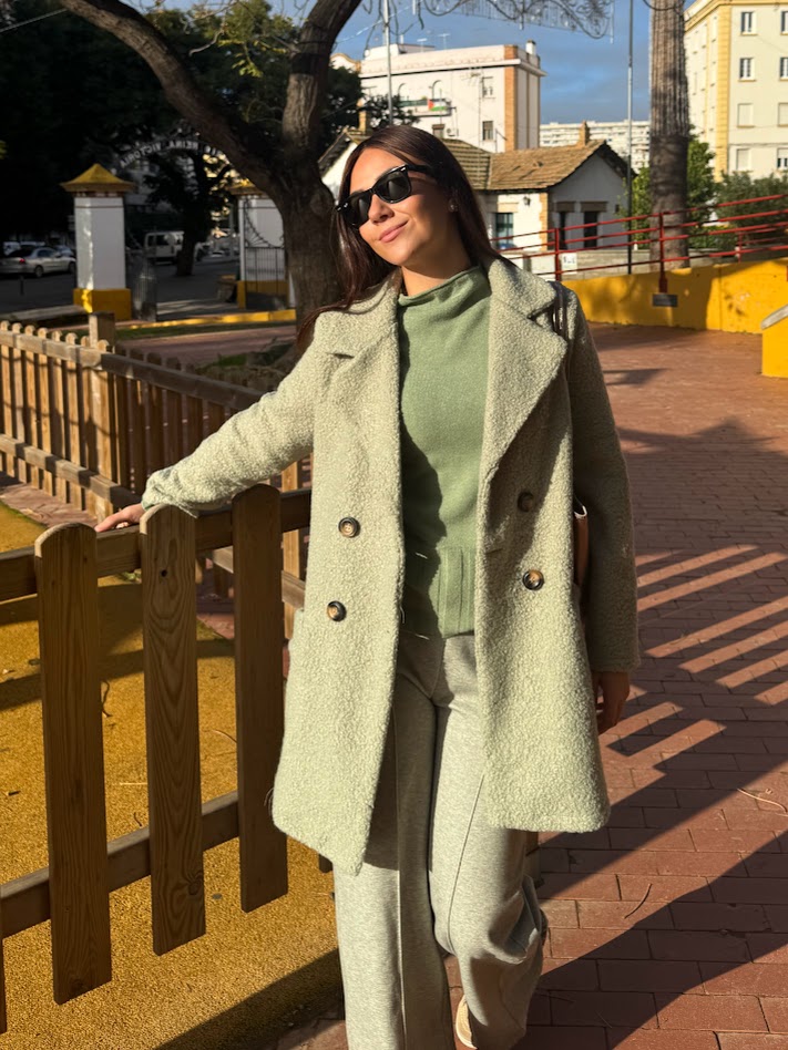 Abrigo borrego verde