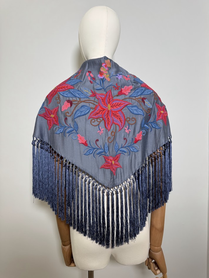 Modelo Triana azul zafiro