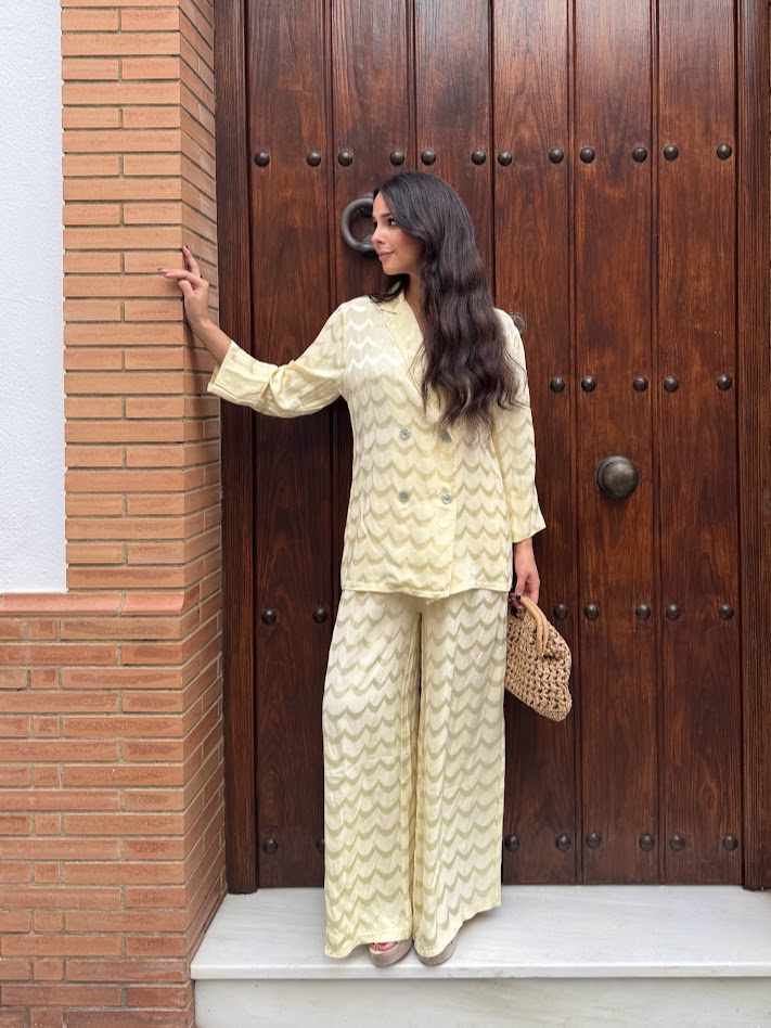 Conjunto Celia amarillo