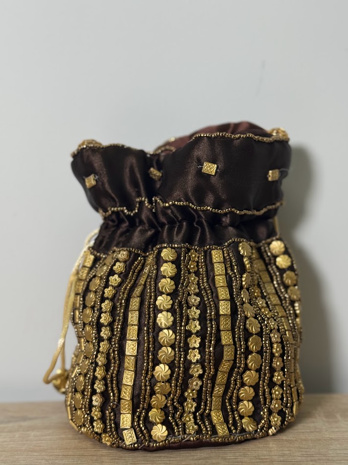 Bombonera India marrón