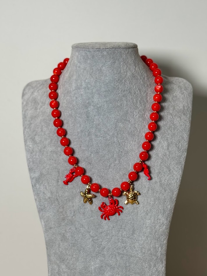 Collar combinado rojo