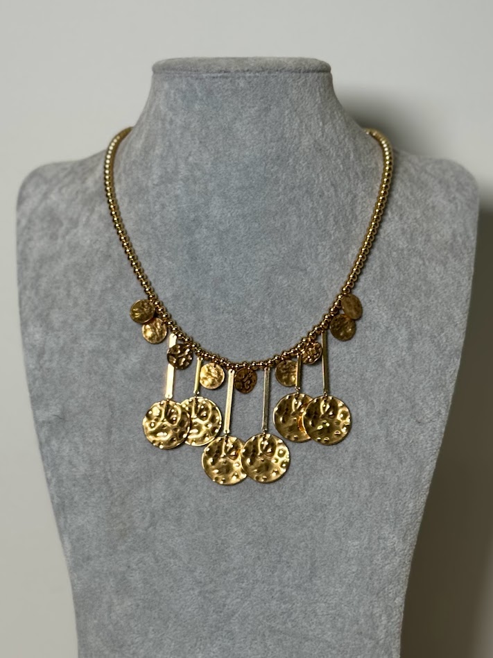 Collar monedas
