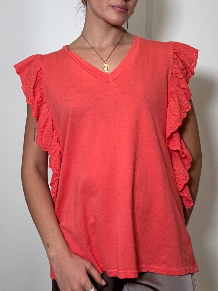 Camiseta volantes coral