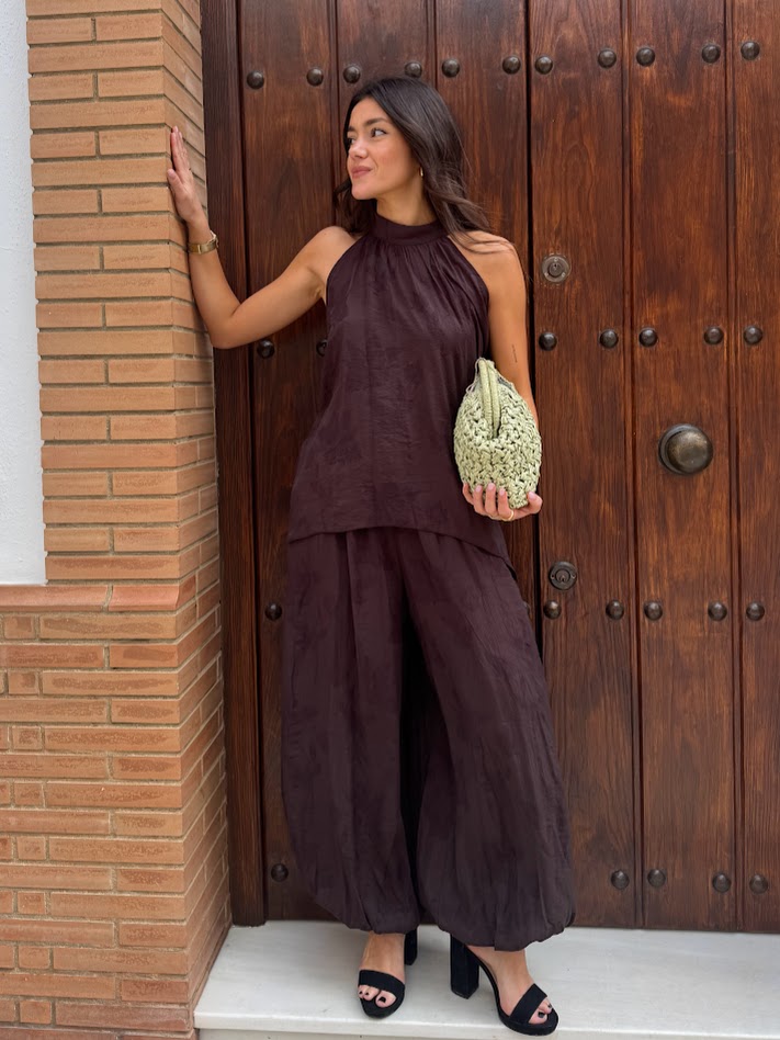 Conjunto Serena marrón