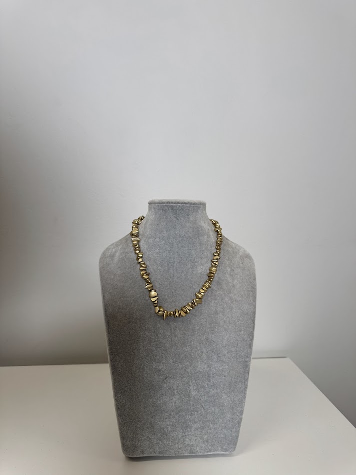 Collar cuentas dorado