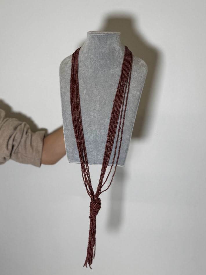 Collar cuentas largo
