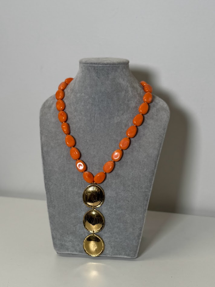 Collar bolas naranja