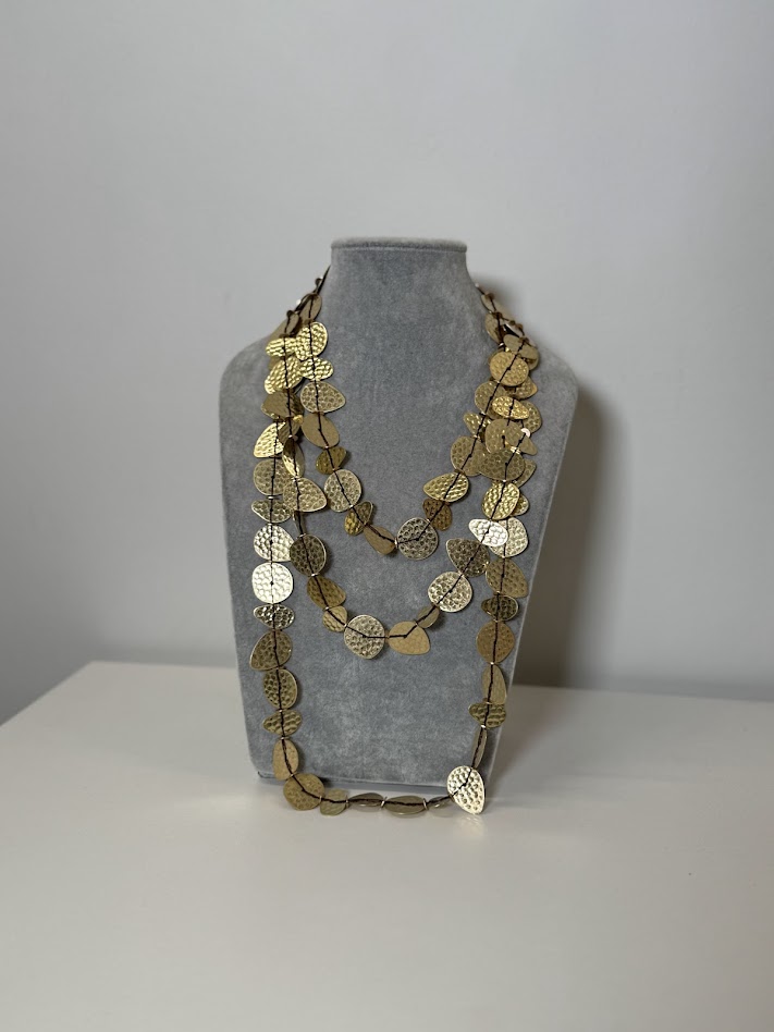 Collar monedas negras