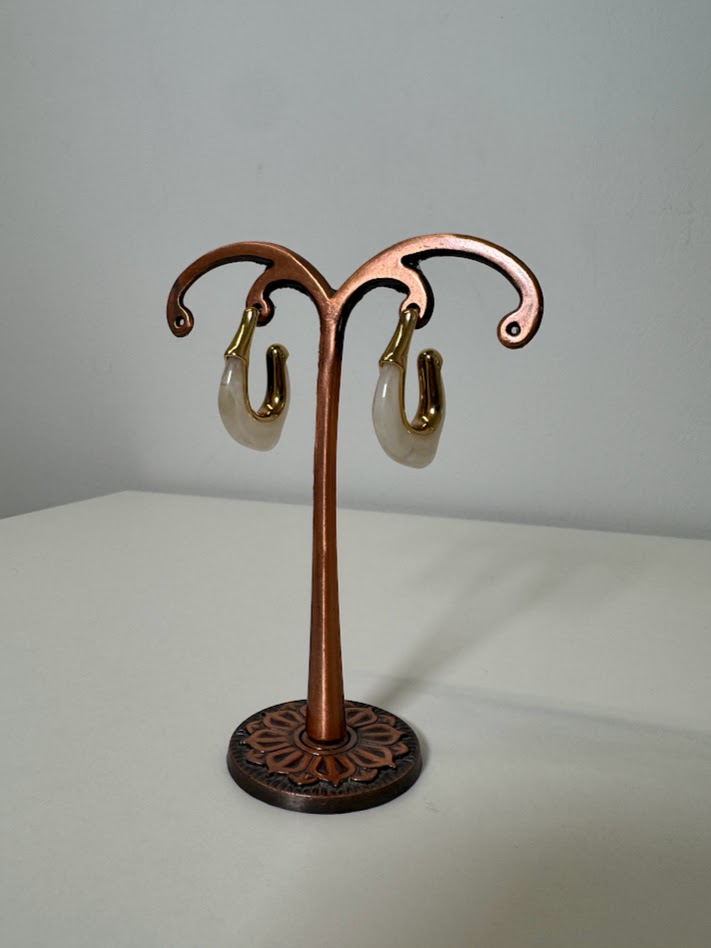 Pendientes lágrima blanca