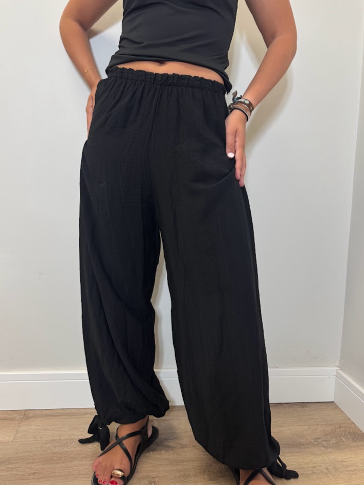 Pantalón bombacho negro