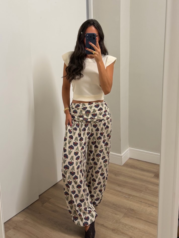Pantalón bombacho estampado flores