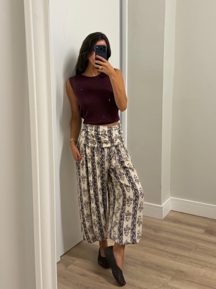 Pantalón bombacho estampado beige