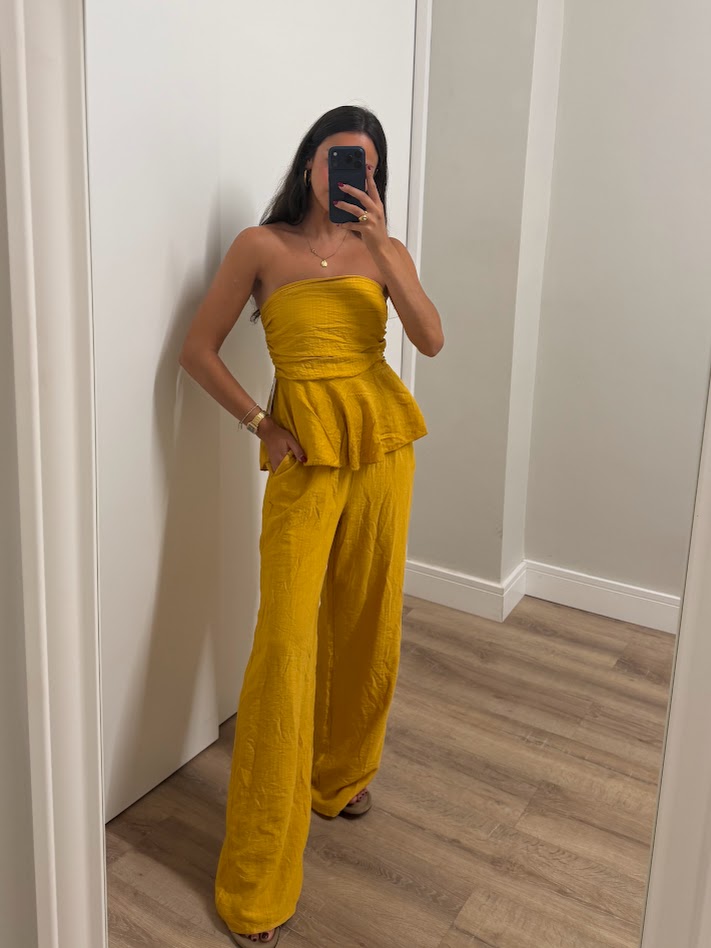 Conjunto Ariana amarillo