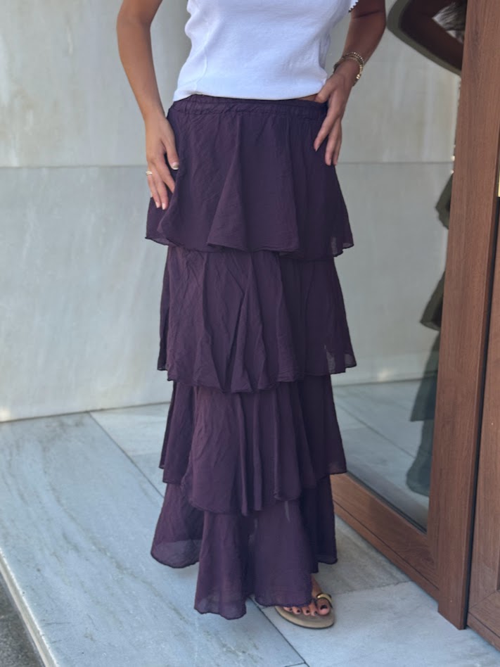 Falda volantes morada