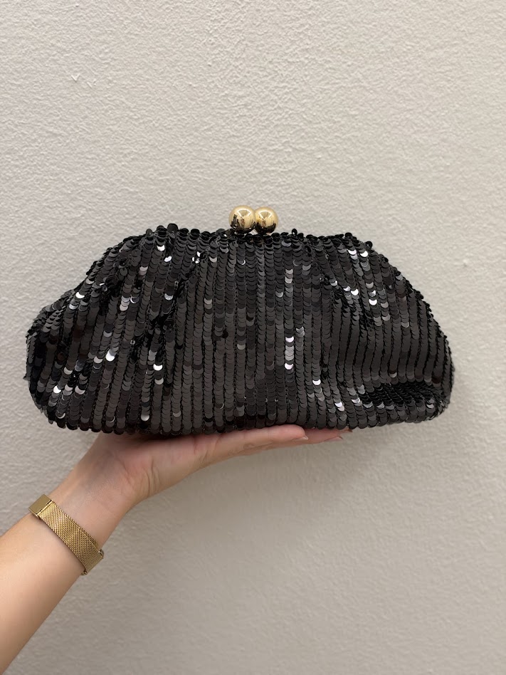 Cartera brillo negra